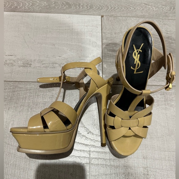 YSL Tribute Platform Sandals in Patent Leather - Picture 2 of 6